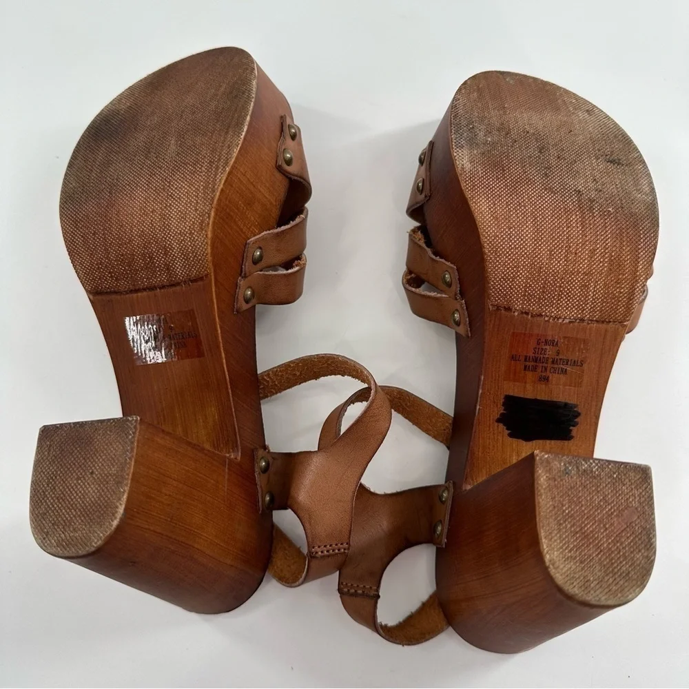 Madden girl womens sandals size 9 G-Nora brown faux leather chunky platforms